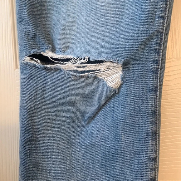 Madewell The High Rise Slim Crop Boyjean distressed raw hem Size 26 - Picture 7 of 14